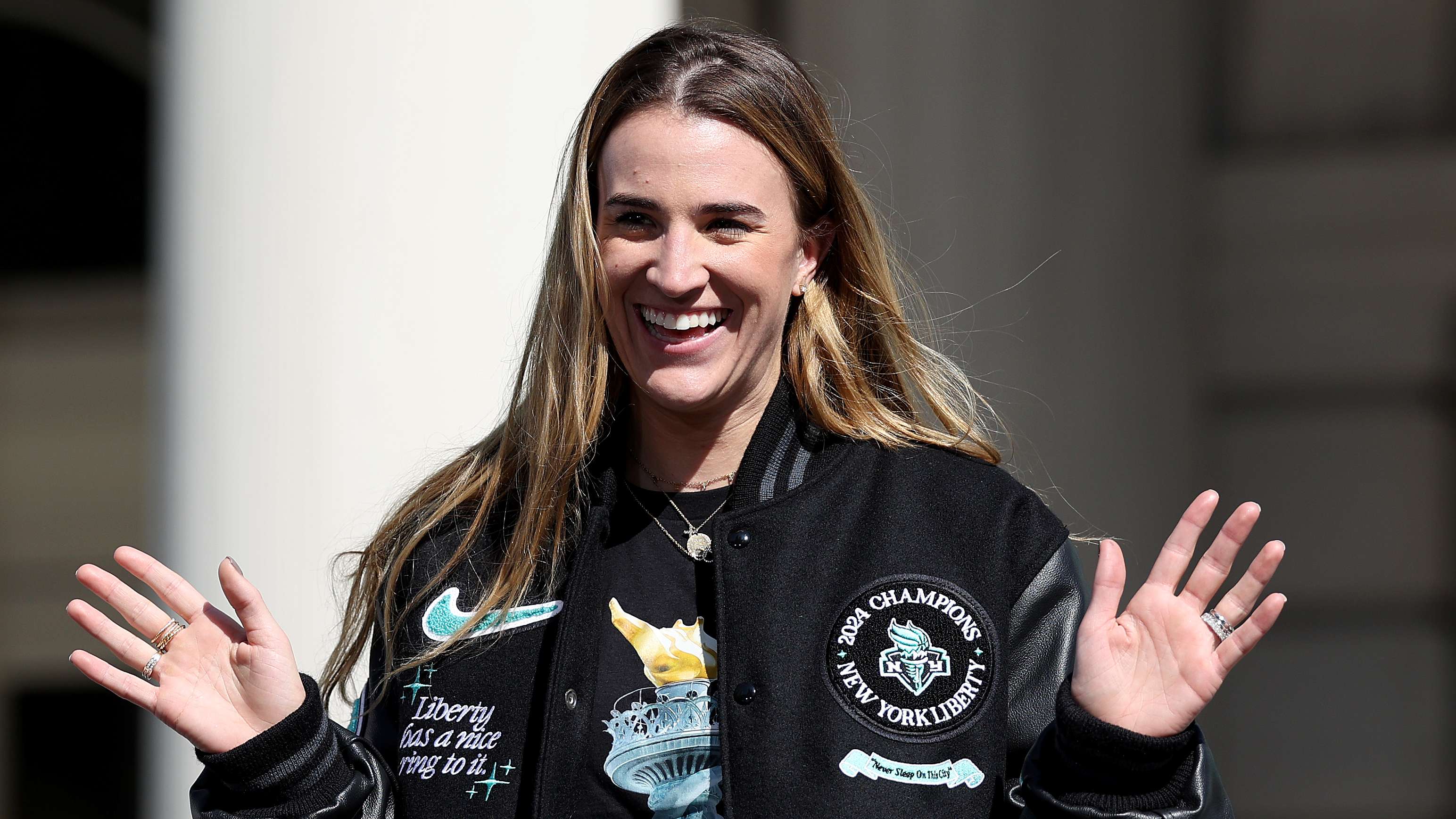 更在防守中 更在防守中