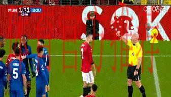 【集锦】曼联4-4伯恩茅斯, B费任意球破门&樱桃多次手球未判 【集锦】曼联4-4伯恩茅斯, B费任意球破门&樱桃多次手球未判